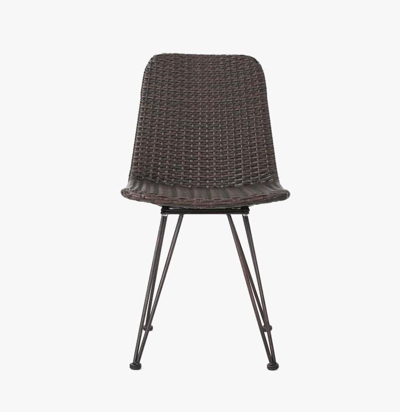 retail-product-3 Classic wooden chair - Image 1